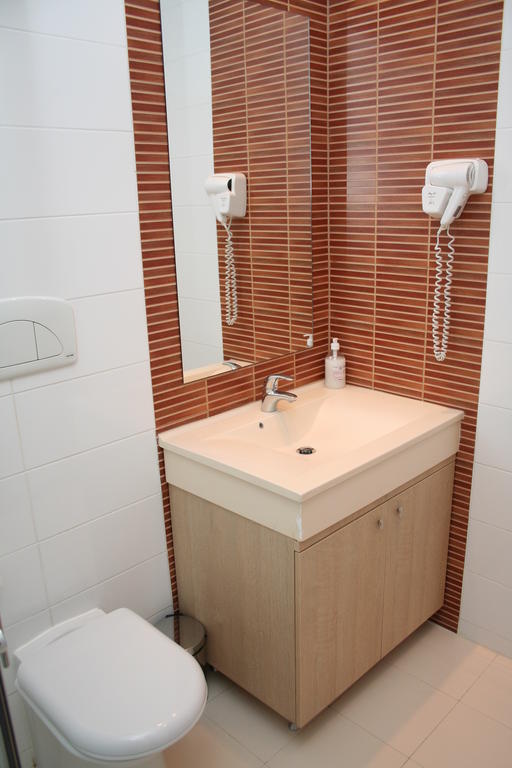 Top Rooms Aparthotel Bucarest Chambre photo